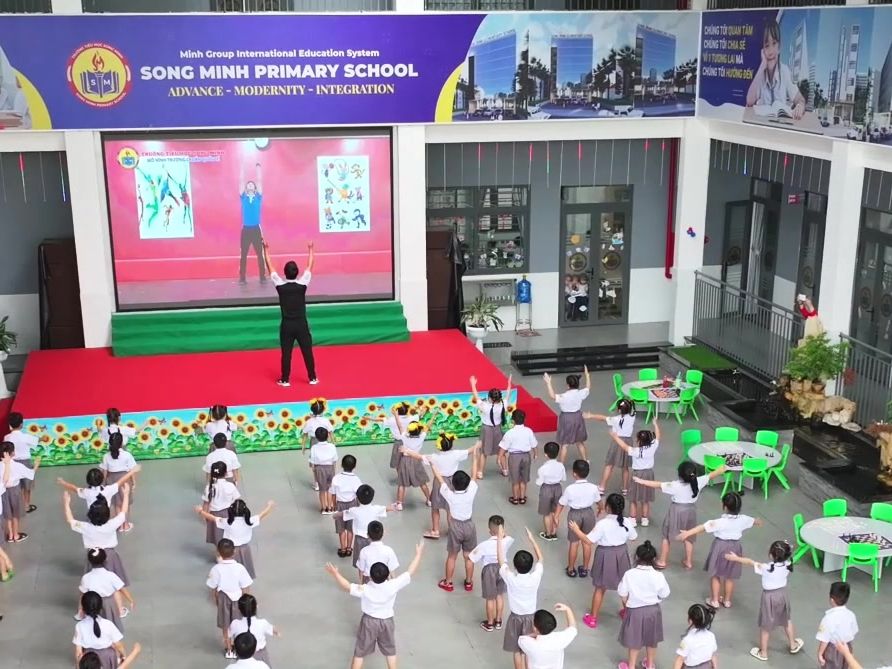 Kỷ yếu & lễ khai giảng